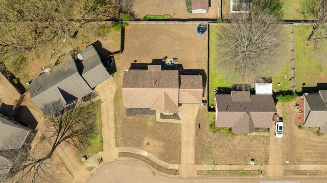 368 LITTLE OAK LN, Collierville, TN 38017