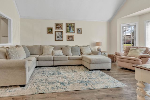 368 LITTLE OAK LN, Collierville, TN 38017