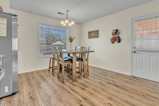 368 LITTLE OAK LN, Collierville, TN 38017