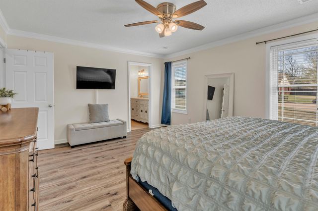 368 LITTLE OAK LN, Collierville, TN 38017