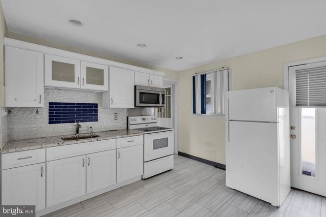 103 CARVER DR, Wenonah, NJ 08090