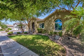 2736 E POWELL Way, Gilbert, AZ 85298