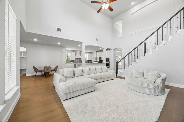 313 Suncrest Way, Sunnyvale, TX 75182