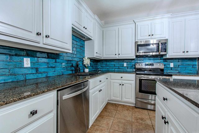 26 Emerald Drive, Maumelle, AR 72113