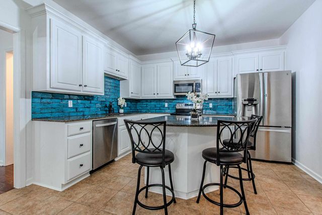 26 Emerald Drive, Maumelle, AR 72113