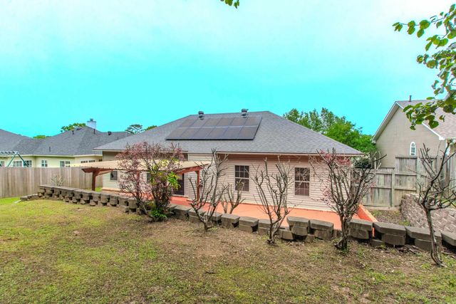 26 Emerald Drive, Maumelle, AR 72113