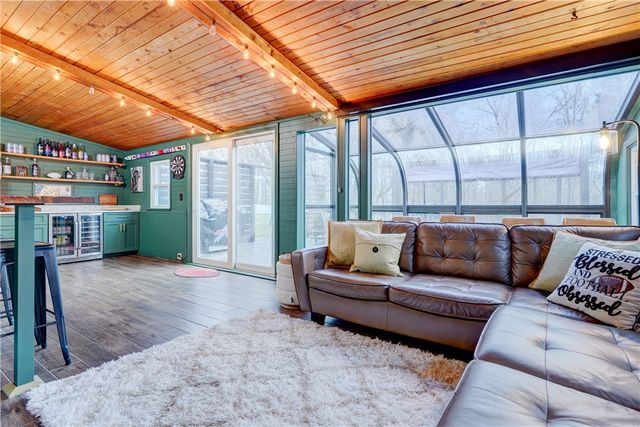 465 Holt Road, Webster, NY 14580