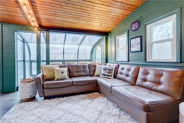 465 Holt Road, Webster, NY 14580