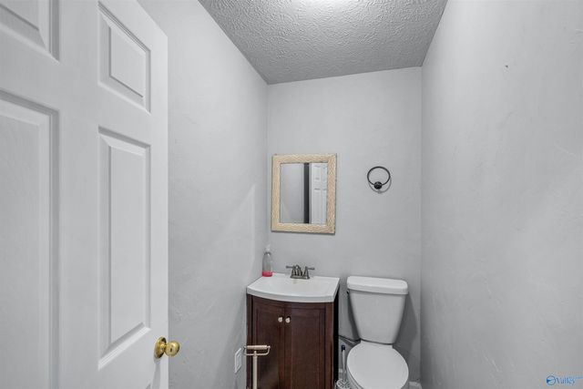 6124 Oakhill Road NE, Fort Payne, AL 35967