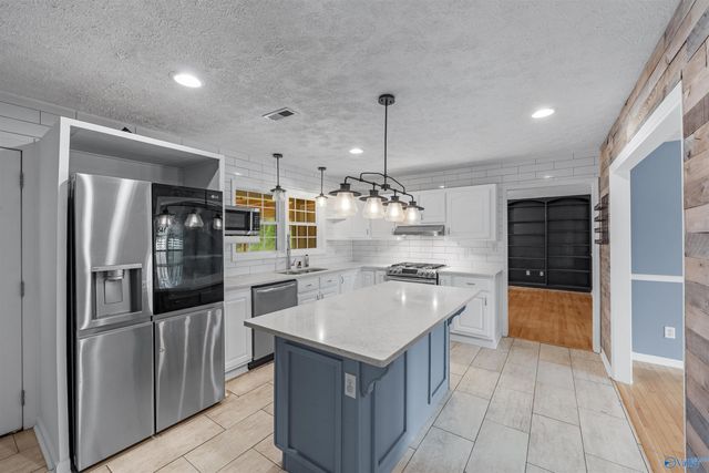 6124 Oakhill Road NE, Fort Payne, AL 35967