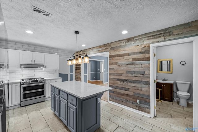 6124 Oakhill Road NE, Fort Payne, AL 35967