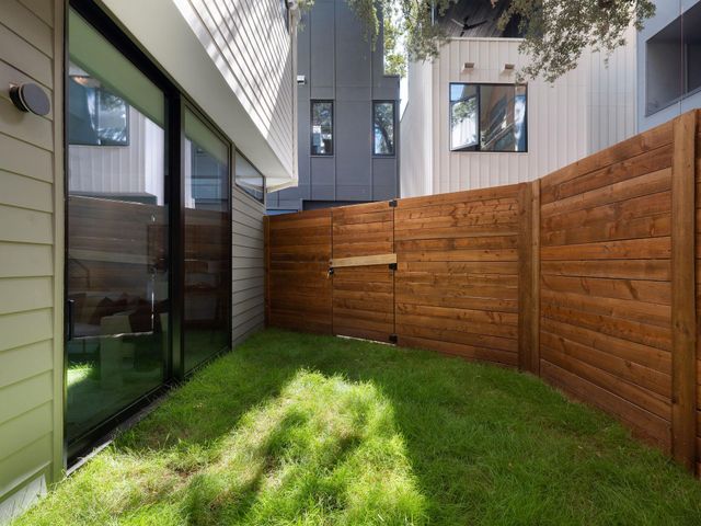 2301 East 2nd ST 2, Austin, TX 78702