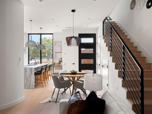 2301 East 2nd ST 2, Austin, TX 78702
