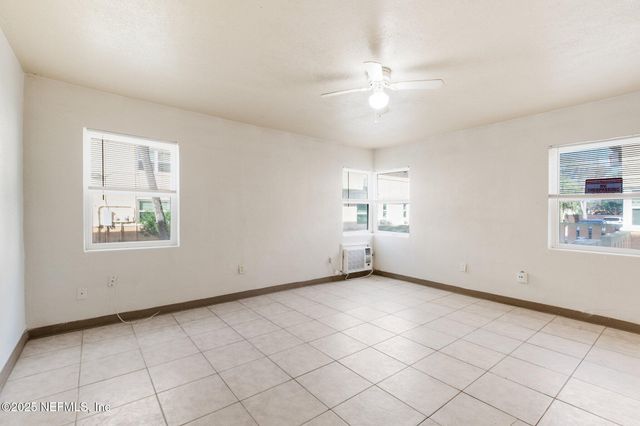 226 16TH Avenue N 138, Jacksonville Beach, FL 32250