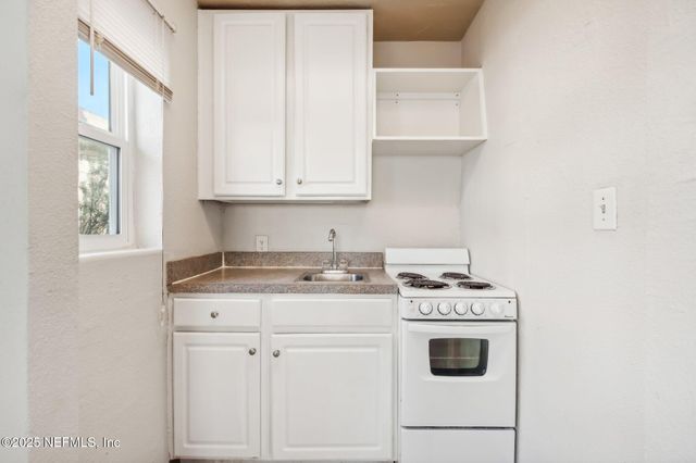 226 16TH Avenue N 138, Jacksonville Beach, FL 32250