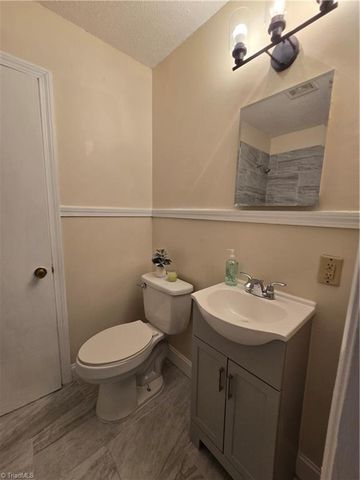 1416 Clark Avenue, Winston-salem, NC 27105