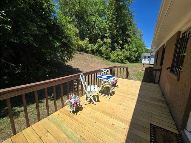 1416 Clark Avenue, Winston-salem, NC 27105