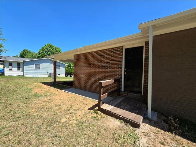 1416 Clark Avenue, Winston-salem, NC 27105