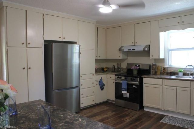 1416 Clark Avenue, Winston-salem, NC 27105