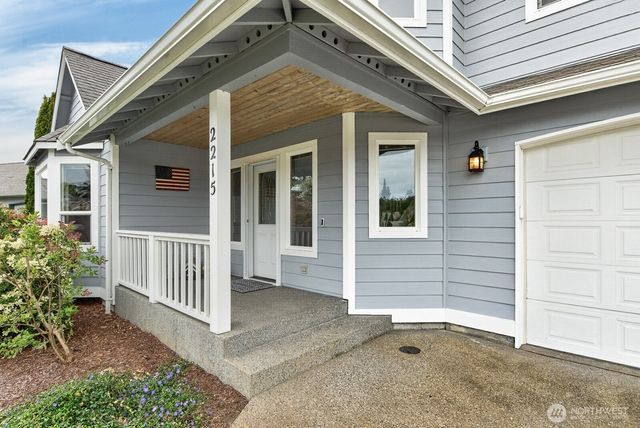 2215 37th Court, Anacortes, WA 98221