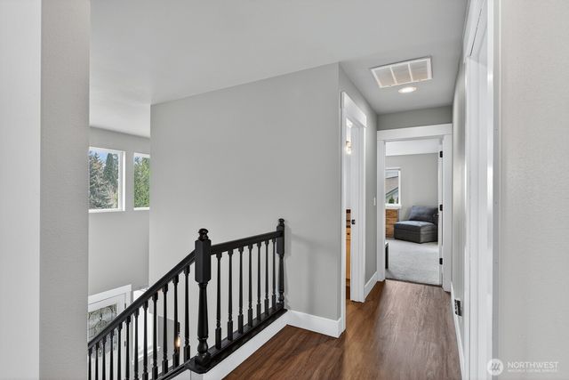 2215 37th Court, Anacortes, WA 98221