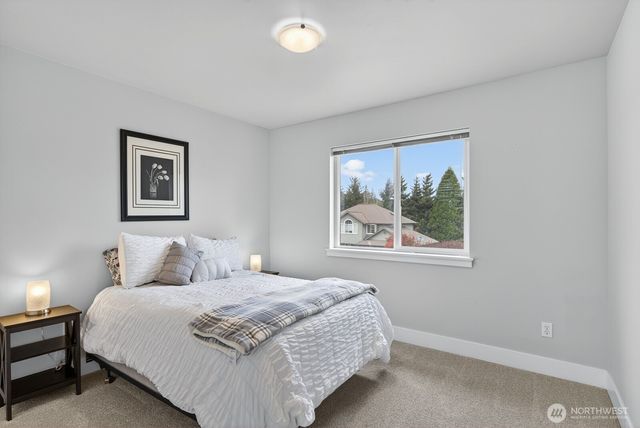 2215 37th Court, Anacortes, WA 98221