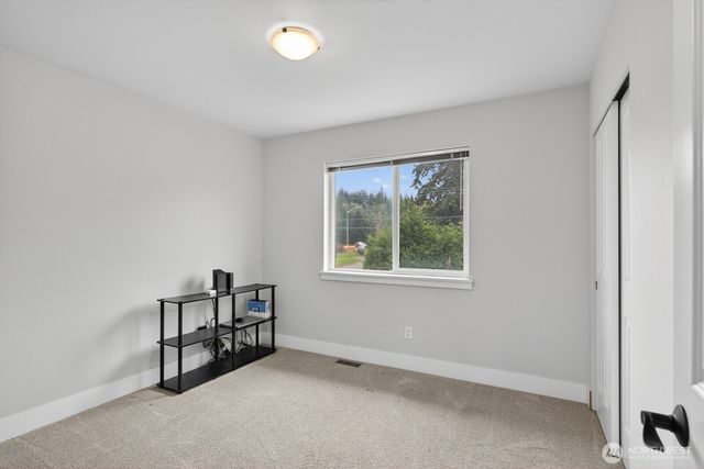 2215 37th Court, Anacortes, WA 98221