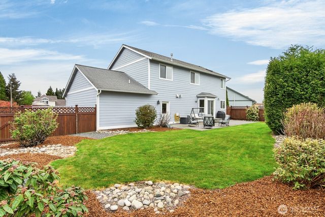 2215 37th Court, Anacortes, WA 98221