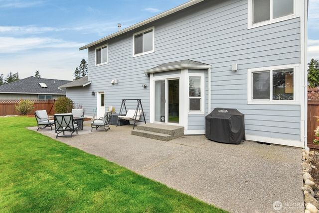 2215 37th Court, Anacortes, WA 98221