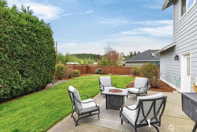 2215 37th Court, Anacortes, WA 98221