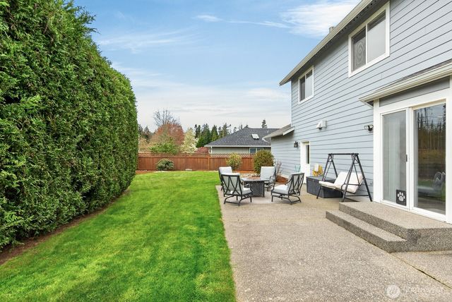 2215 37th Court, Anacortes, WA 98221
