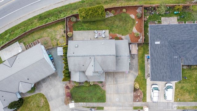 2215 37th Court, Anacortes, WA 98221