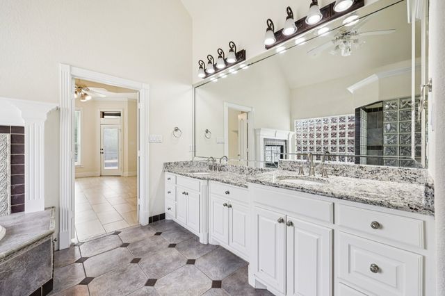 7260 Misty Glen Lane, Midlothian, TX 76065