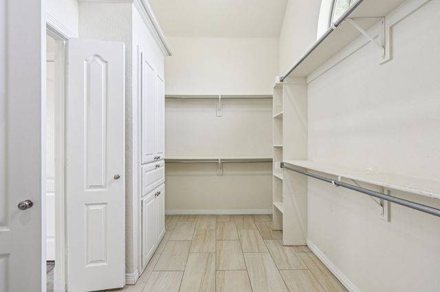 7260 Misty Glen Lane, Midlothian, TX 76065