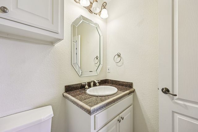 7260 Misty Glen Lane, Midlothian, TX 76065