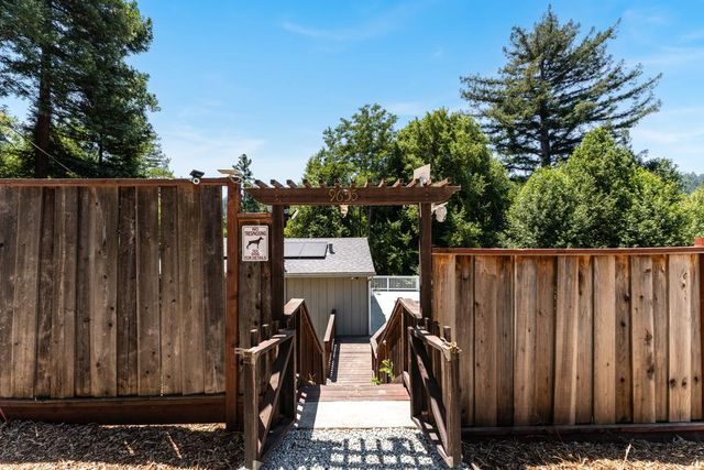 9655 Glen Arbor Road, Ben Lomond, CA 95005
