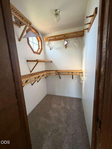 2586 Freedom Way, Medford, OR 97504