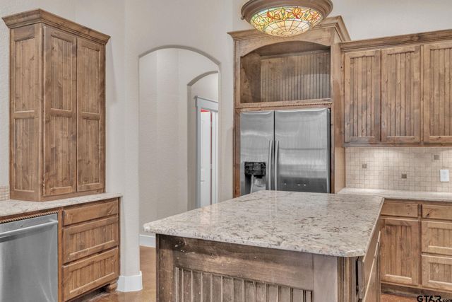 273 CR 4924, Troup, TX 75789