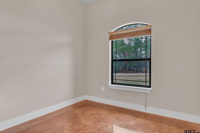 273 CR 4924, Troup, TX 75789