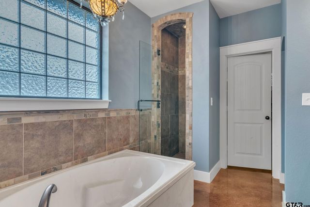 273 CR 4924, Troup, TX 75789