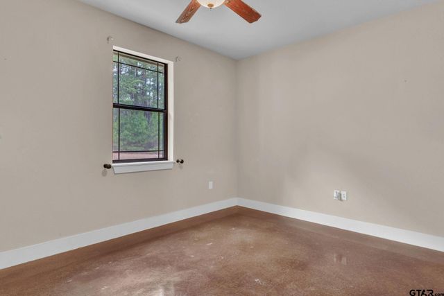 273 CR 4924, Troup, TX 75789