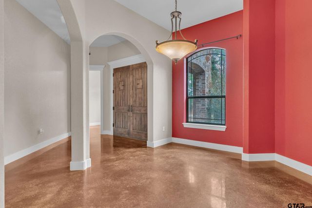 273 CR 4924, Troup, TX 75789