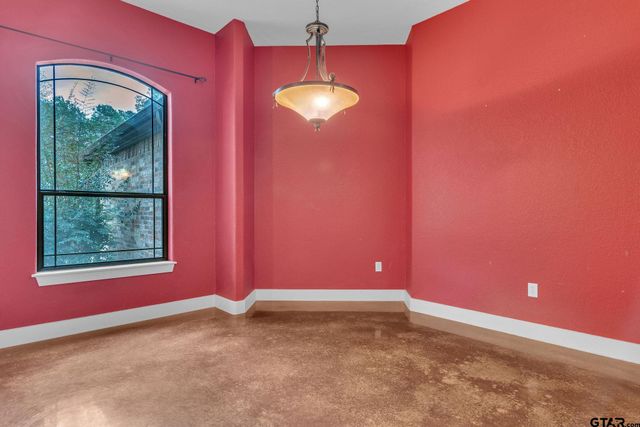 273 CR 4924, Troup, TX 75789