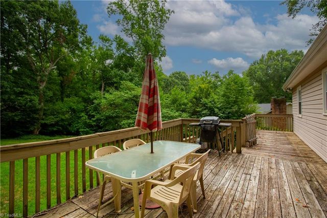 5343 Mapleton Street, Clemmons, NC 27012