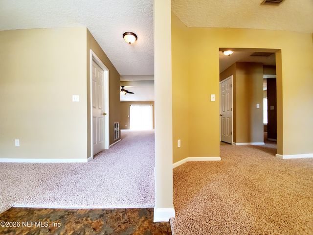 13988 FISH EAGLE Drive E, Jacksonville, FL 32226
