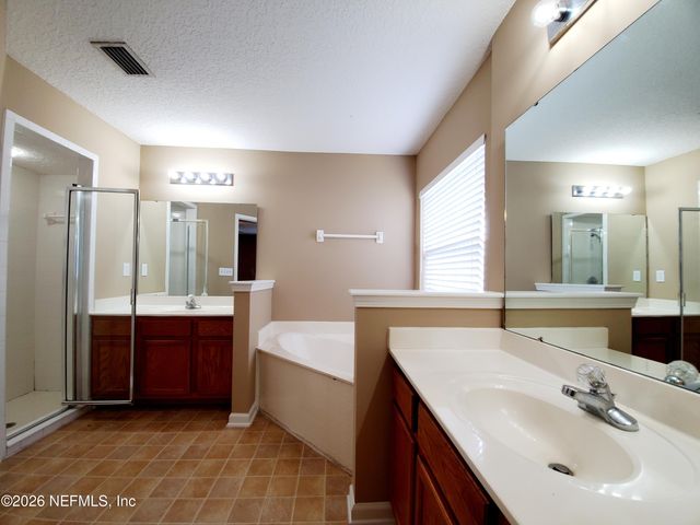 13988 FISH EAGLE Drive E, Jacksonville, FL 32226