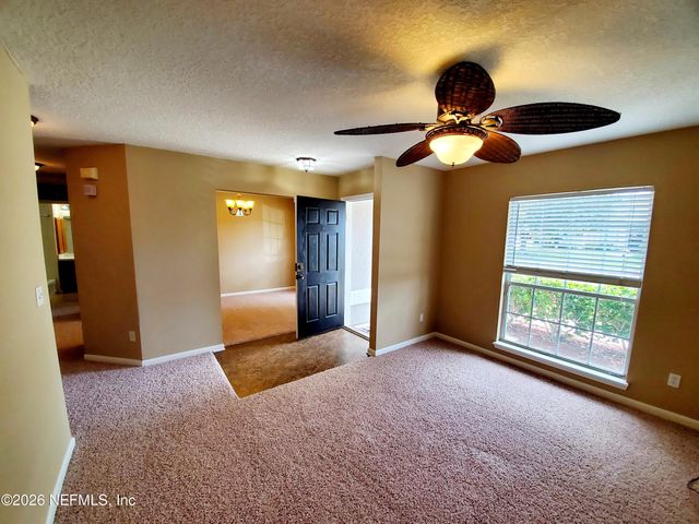 13988 FISH EAGLE Drive E, Jacksonville, FL 32226