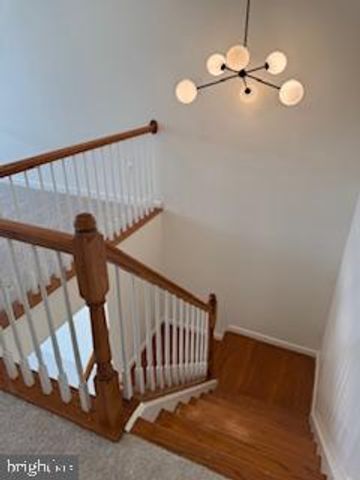 213 N VIEW CIR, Warrenton, VA 20186