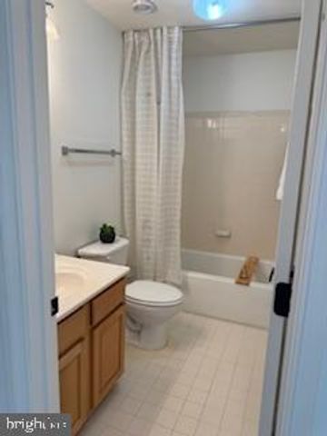 213 N VIEW CIR, Warrenton, VA 20186