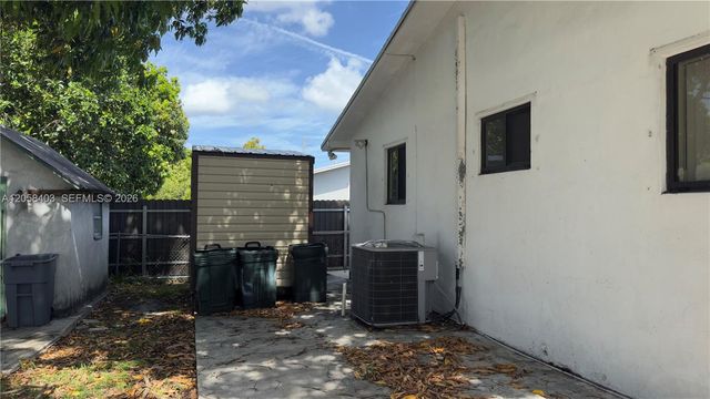 669 W 23rd Street, Hialeah, FL 33010